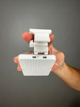 Load image into Gallery viewer, The Last Look Light